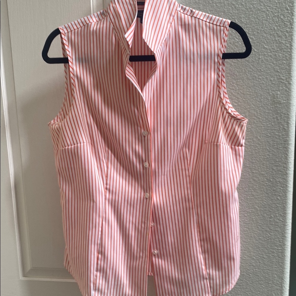 Jones New York Pink and White Button Down sleeveless shirt like new condition